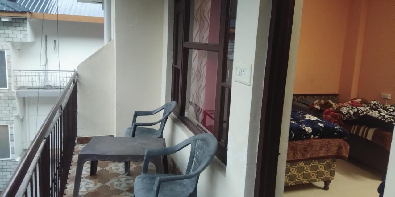Hostel Who Needs Map Mcleodganj McLeod Ganj Exterior foto
